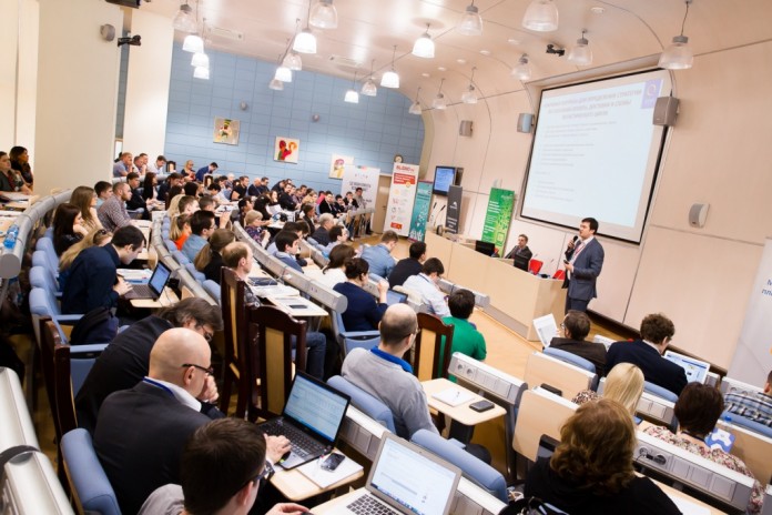 Obuv Rossii Conference весной провела в Новосибирске другую конференцию по интернет-маркетингу - «Новые стратегии интернет-продаж», на которую приехали маркетологи со всей страны.