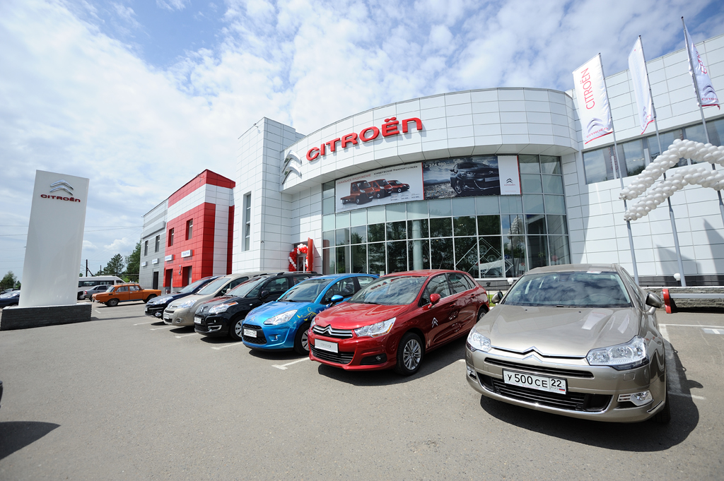 Один из крупнейших сибирских авторитейлеров — барнаульский «Автоцентр АНТ» — прекратил продажи автомобилей французской марки Citroen