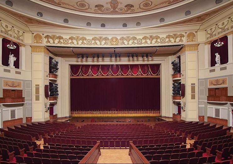 Театр оперы и балета большой зал