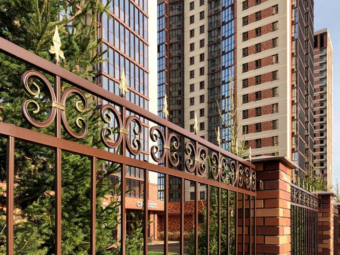 Миниатюра для: Каким должен быть двор современного жилого комплекса в Новосибирске