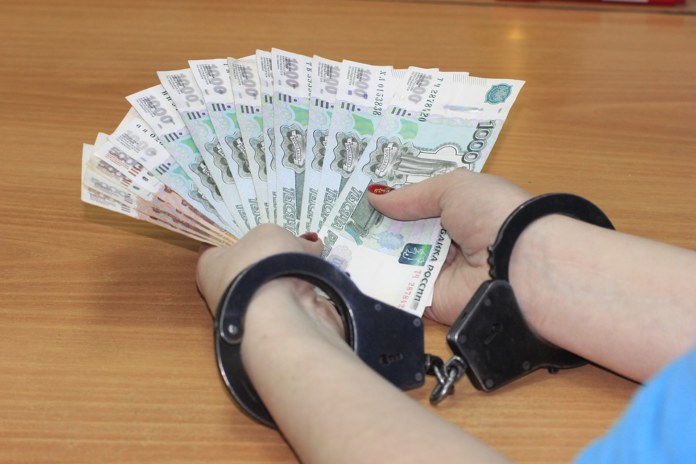 бывшую главу сельсовета в Новосибирской области будут судить за прибавку в 110,6 тыс. рублей к пенсии