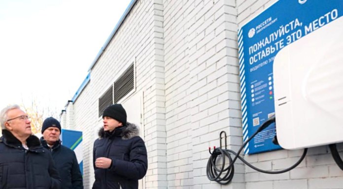 «Пожалуйста, оставьте это место»: губернатор Красноярского края Александр Усс выбрал место для фото «к лицу»