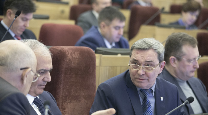 Новосибирская КПРФ простит товарищей по фракции, голосовавших «за» отмену выборов мэра