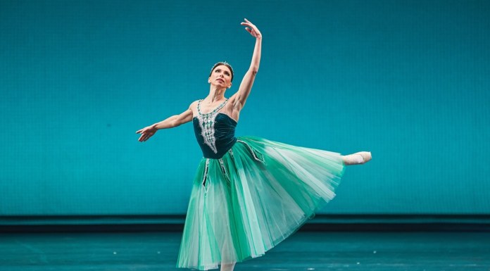 Анна Жарова собирает друзей — 7 марта звезды мирового балета из Новосибирска, Большого и Мариинки выступят на сцене НОВАТа