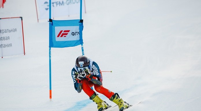 На курорте «Манжерок» впервые прошли всероссийские соревнования по горным лыжам «Надежды России»