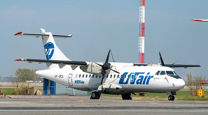 В Красноярске самолет «ЮТэйр» с 47 пассажирами повредил шасси при посадке