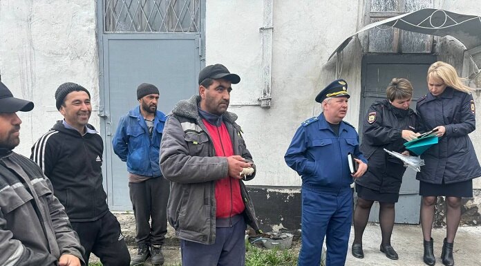 Двое иностранцев в Карасукском районе стали фигурантами дела об организации незаконной миграции