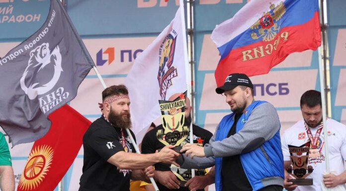Команда СФО «Большая Сибирь» выиграла международные состязания силачей в Омске